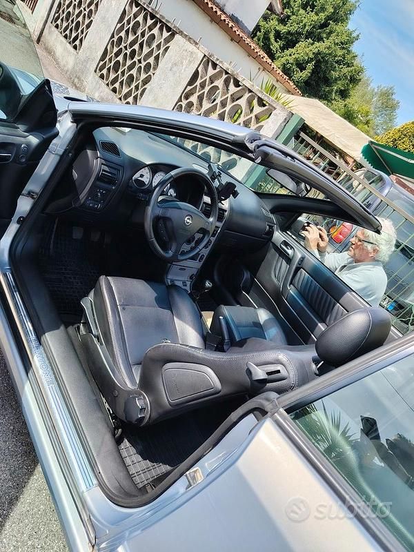 Usata Opel Astra 170 CV (125 kW) 2024 Cabrio