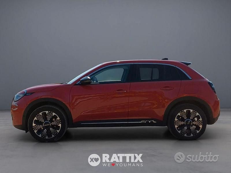 Usata Fiat 600 La Prima 110 CV (80 kW) 2025 Rosso passione pastello SUV