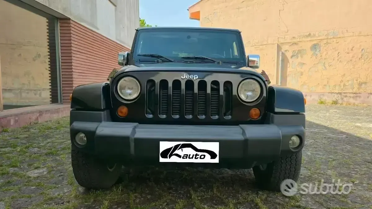Usata Jeep Wrangler Sahara 177 CV (130 kW) 2008 Nero SUV
