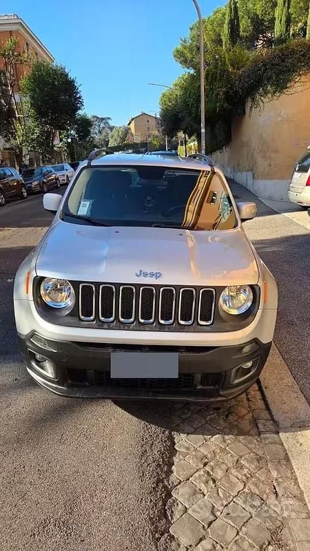 Usata Jeep Renegade Longitude 140 CV (102 kW) 2016 Grigio SUV