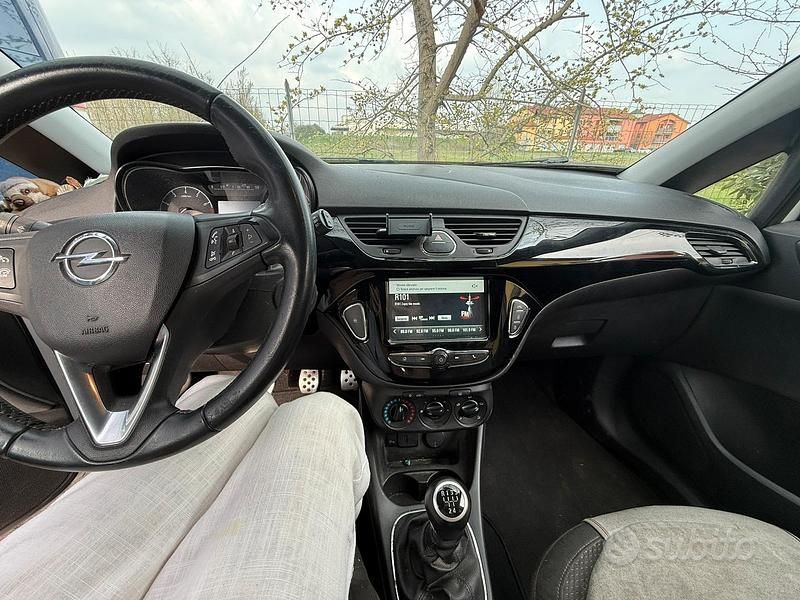 Usata Opel Corsa Edition 90 CV (66 kW) 2018 Bianco Utilitaria