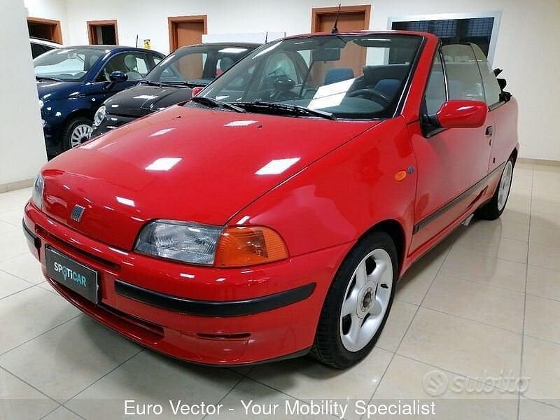 Usado Fiat Punto Cabriolet 86 HP (63 kW) 1999 Vermelho Cabrios