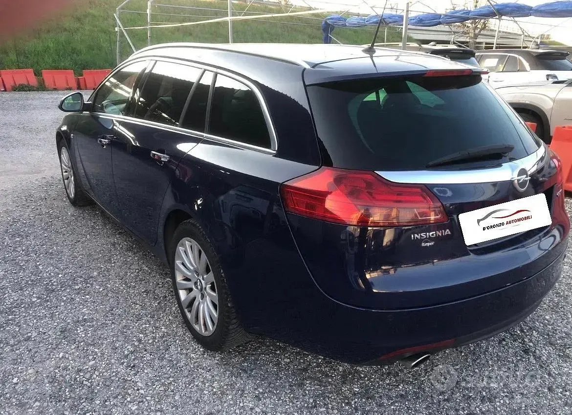 Occasion Opel Insignia Cosmo 131 ch (96 kW) 2010 Bleue Break