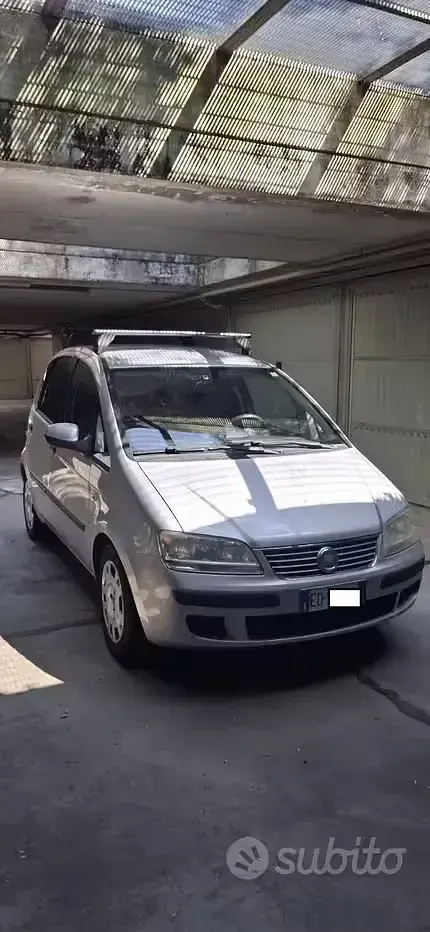 Usata Fiat Idea 80 CV (58 kW) 2010 Grigio Monovolume