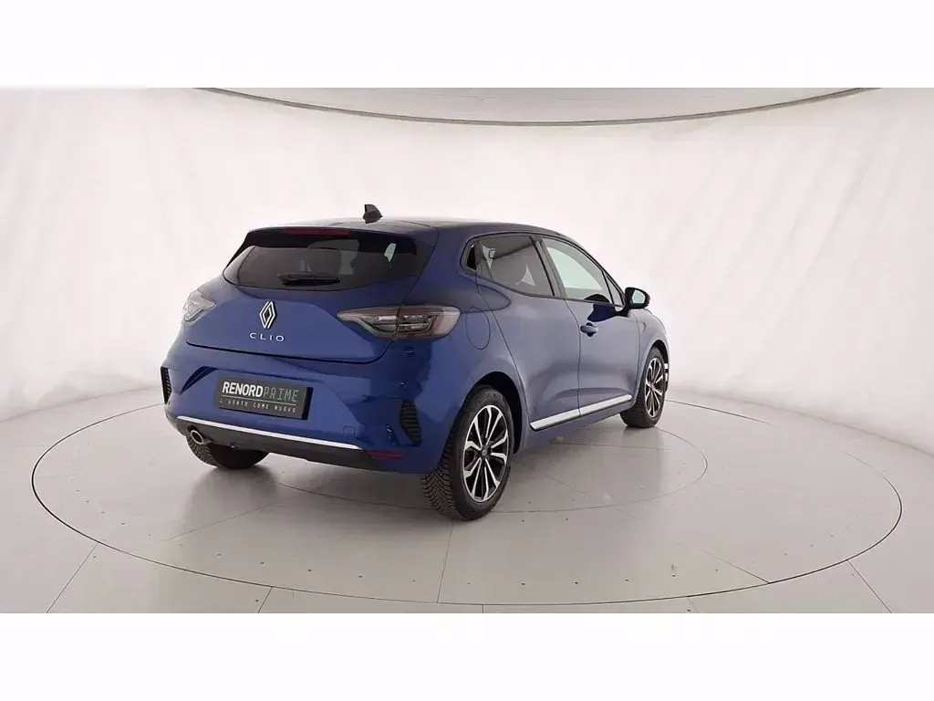 Begagnad Renault Clio V Techno 91 HK (66 kW) 2025 Sedan