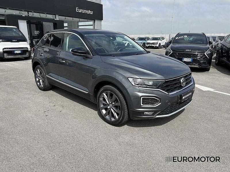 Usata VW T-Roc Advance 116 CV (85 kW) 2018 Grigio SUV