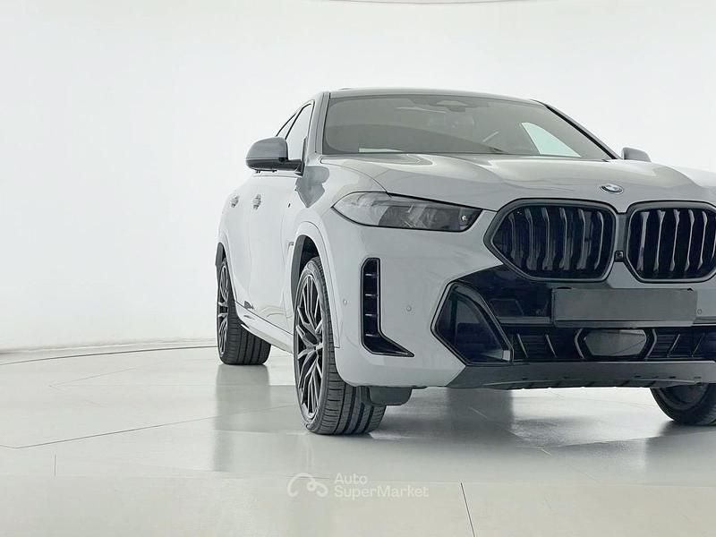 Usata BMW X6 M Sport 298 CV (219 kW) 2025 Grigio SUV