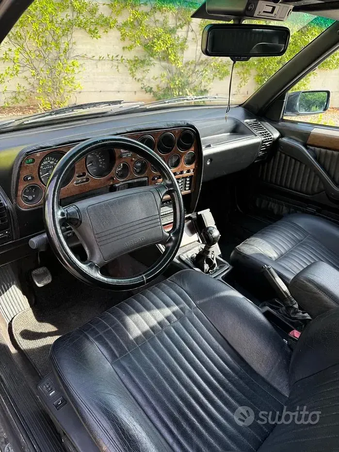 Usata Lancia Thema 171 CV (125 kW) 1994 Nero Berlina