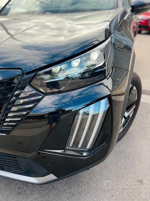 Usata Peugeot 2008 GTi 130 CV (95 kW) 2024 Nero SUV