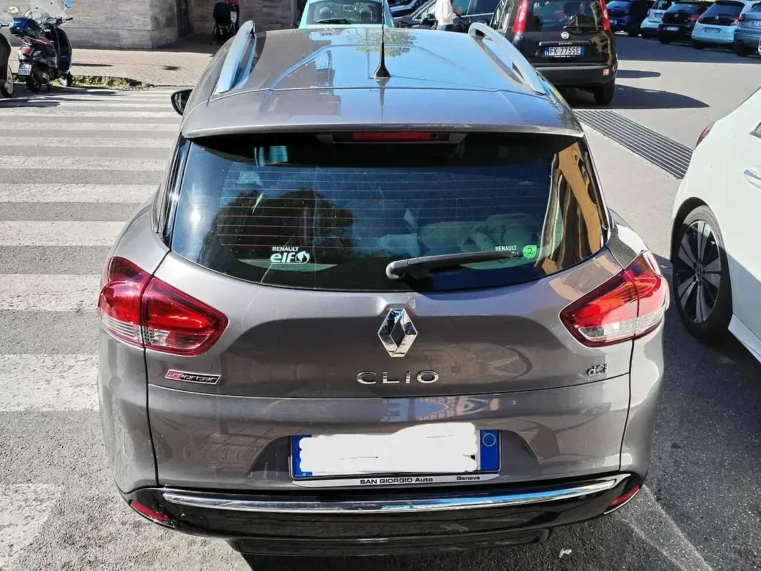 Usata Renault Clio 75 CV (55 kW) 2016 Grigio Station wagon