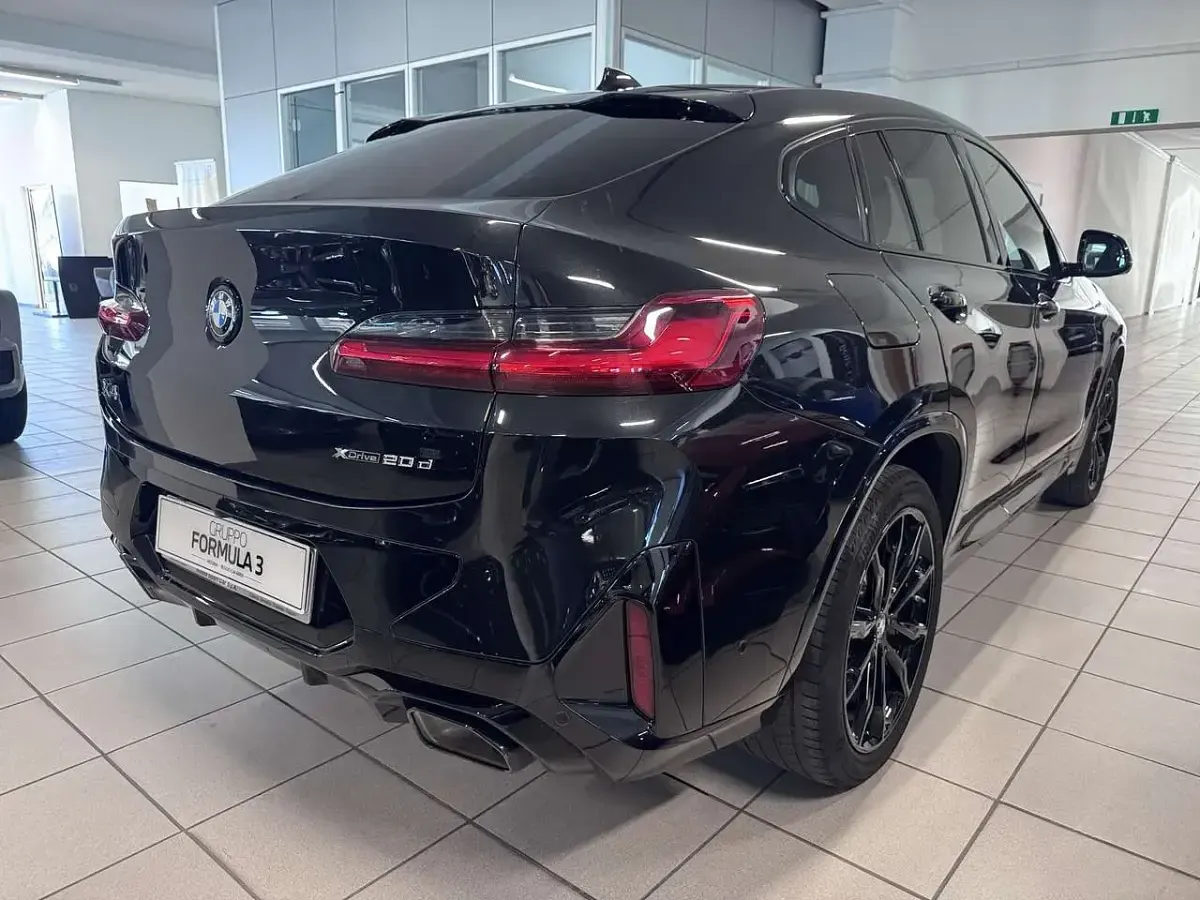 Usata BMW X4 M Sport 190 CV (139 kW) 2025 Nero SUV