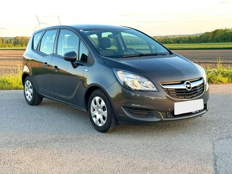 Usata Opel Meriva Cosmo 120 CV (88 kW) 2016 Grigio scuro Monovolume