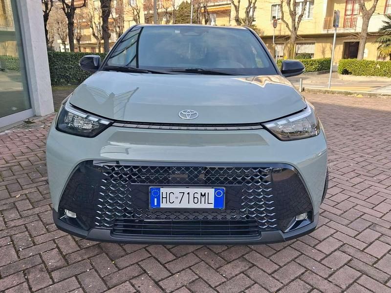 Nuova Toyota Aygo X Trend 92 CV (67 kW) 2026 Tarragon green SUV