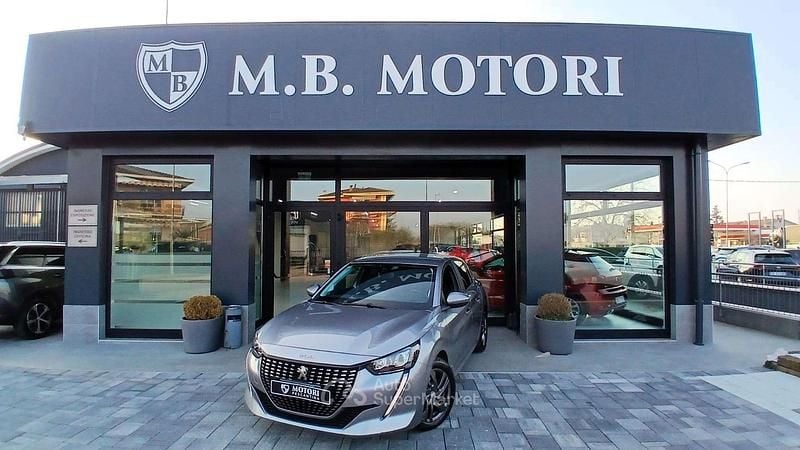 Usata Peugeot 208 Active 102 CV (75 kW) 2021 Argento Utilitaria