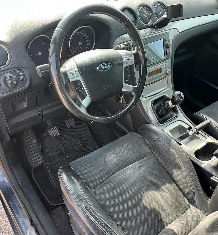 Usata Ford S-MAX S 140 CV (102 kW) 2006 Monovolume