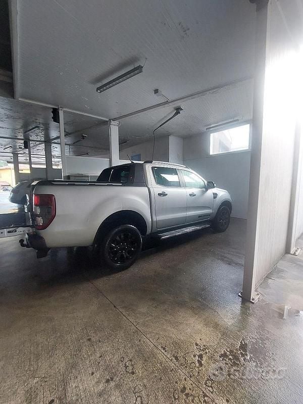 Usata Ford Ranger Wildtrack 213 CV (156 kW) 2021 Grigio Pick-up