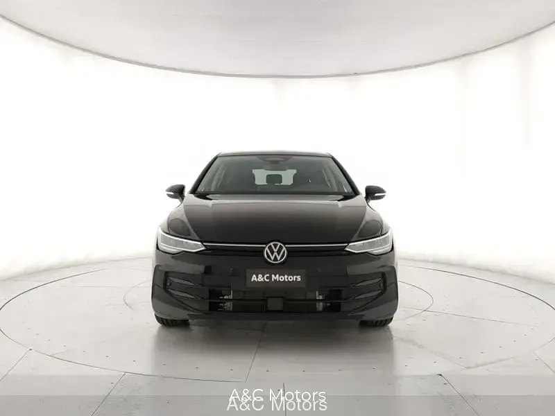 Nuova VW Golf VIII Life 116 CV (85 kW) 2026 Nero Utilitaria