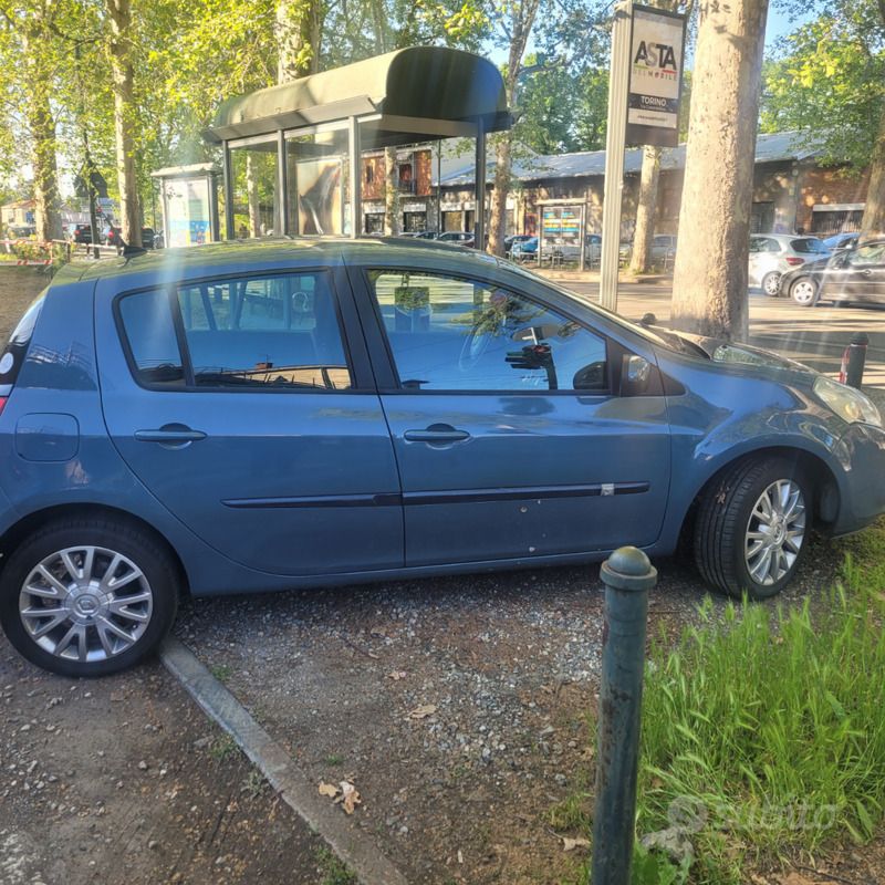 Usata Renault Clio IV 100 CV (73 kW) 2012 Utilitaria