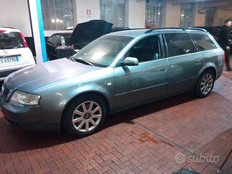 Usata Audi A6 Ambiente 193 CV (141 kW) 2000 Grigio Station wagon