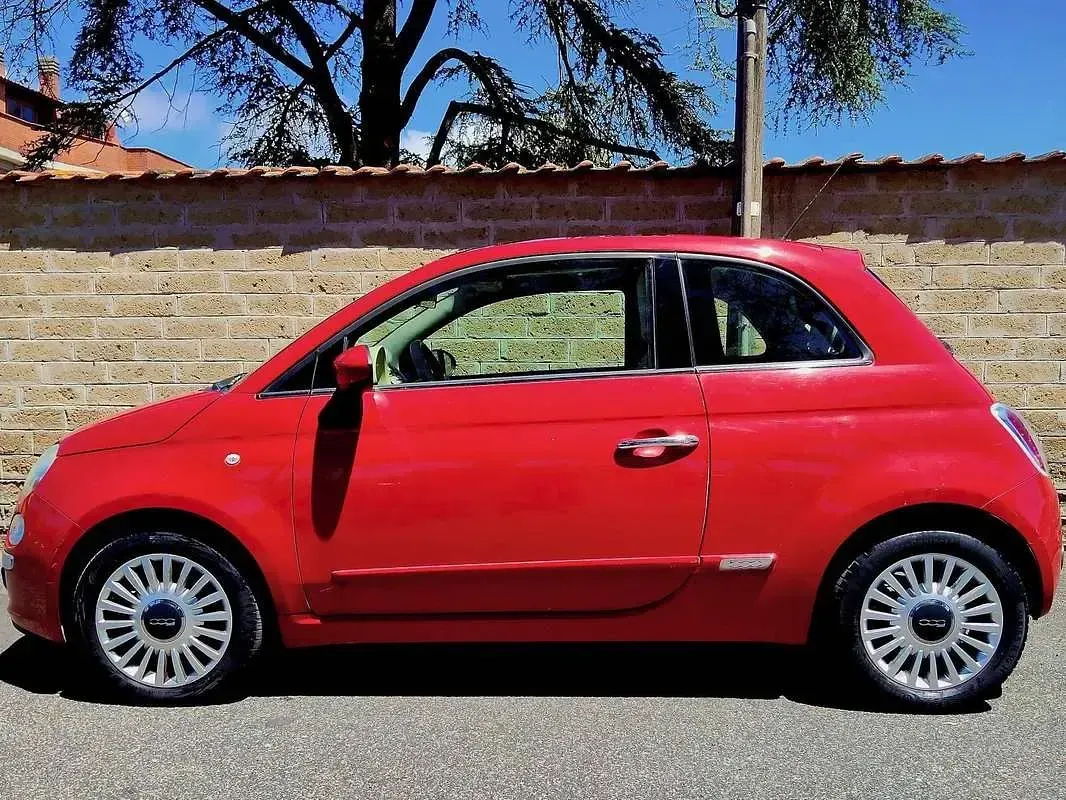 Usata Fiat 500 Lounge 69 CV (50 kW) 2011 Rosso Utilitaria