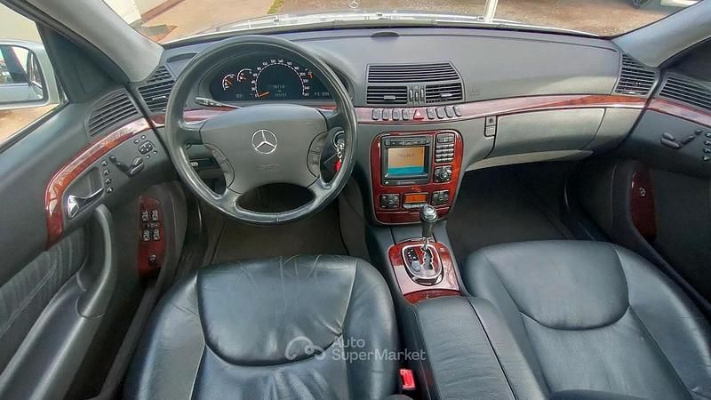 Usata Mercedes S320 224 CV (164 kW) 2001 Giallo Berlina