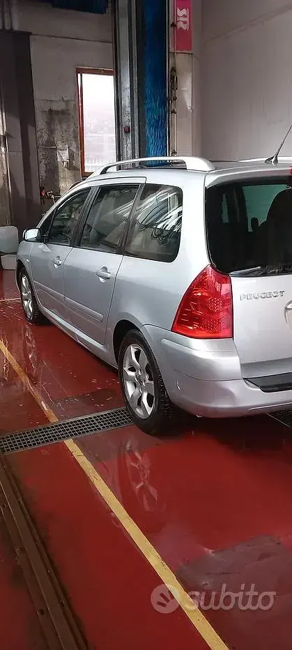Usata Peugeot 307 109 CV (80 kW) 2007 Grigio Station wagon