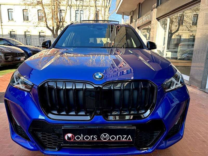 Usata BMW X1 M Sport 211 CV (155 kW) 2022 Blu/azzurro SUV