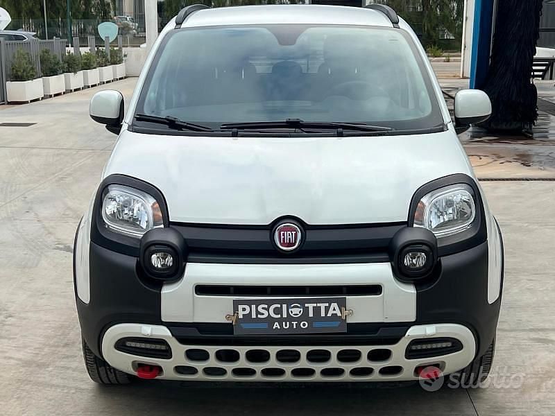 Bianco Usata 2024 Fiat Panda Cross Cross Due volumi | 13.950 € (Buon prezzo) - Immagine 1/4