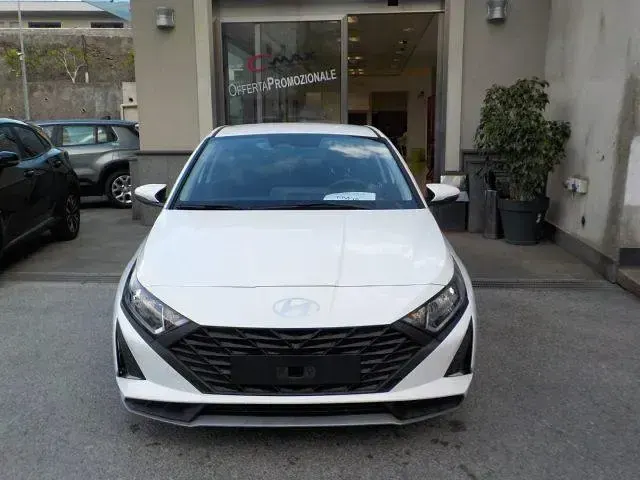 Nuova Hyundai i20 84 CV (61 kW) 2026 Vari colori Utilitaria