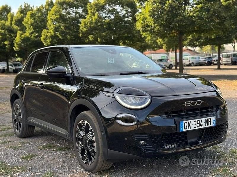 Usata Fiat 600 La Prima 101 CV (74 kW) 2024 Nero Berlina
