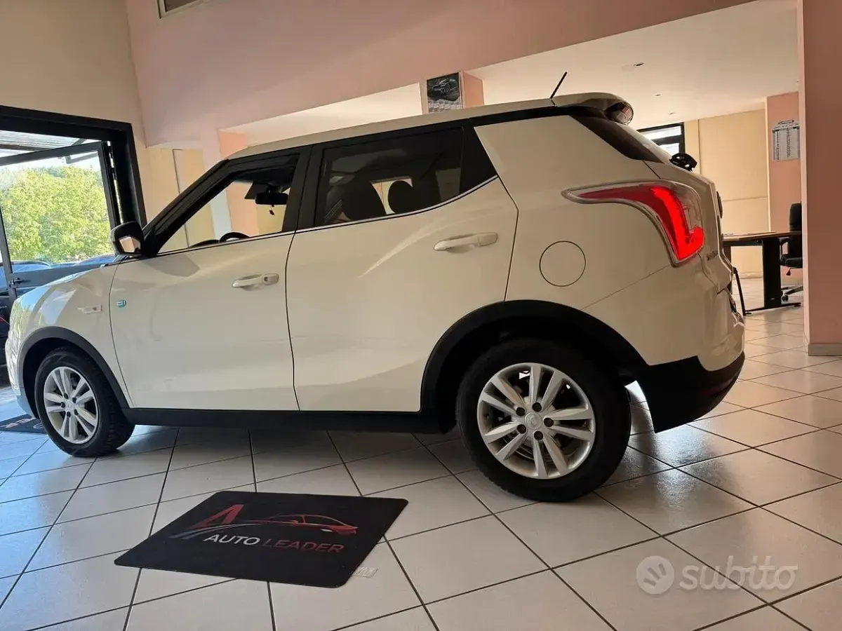 Usata SsangYong Tivoli 115 CV (84 kW) 2018 Bianco SUV