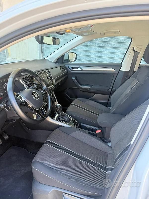 Usata VW T-Roc 150 CV (110 kW) 2021 Grigio SUV