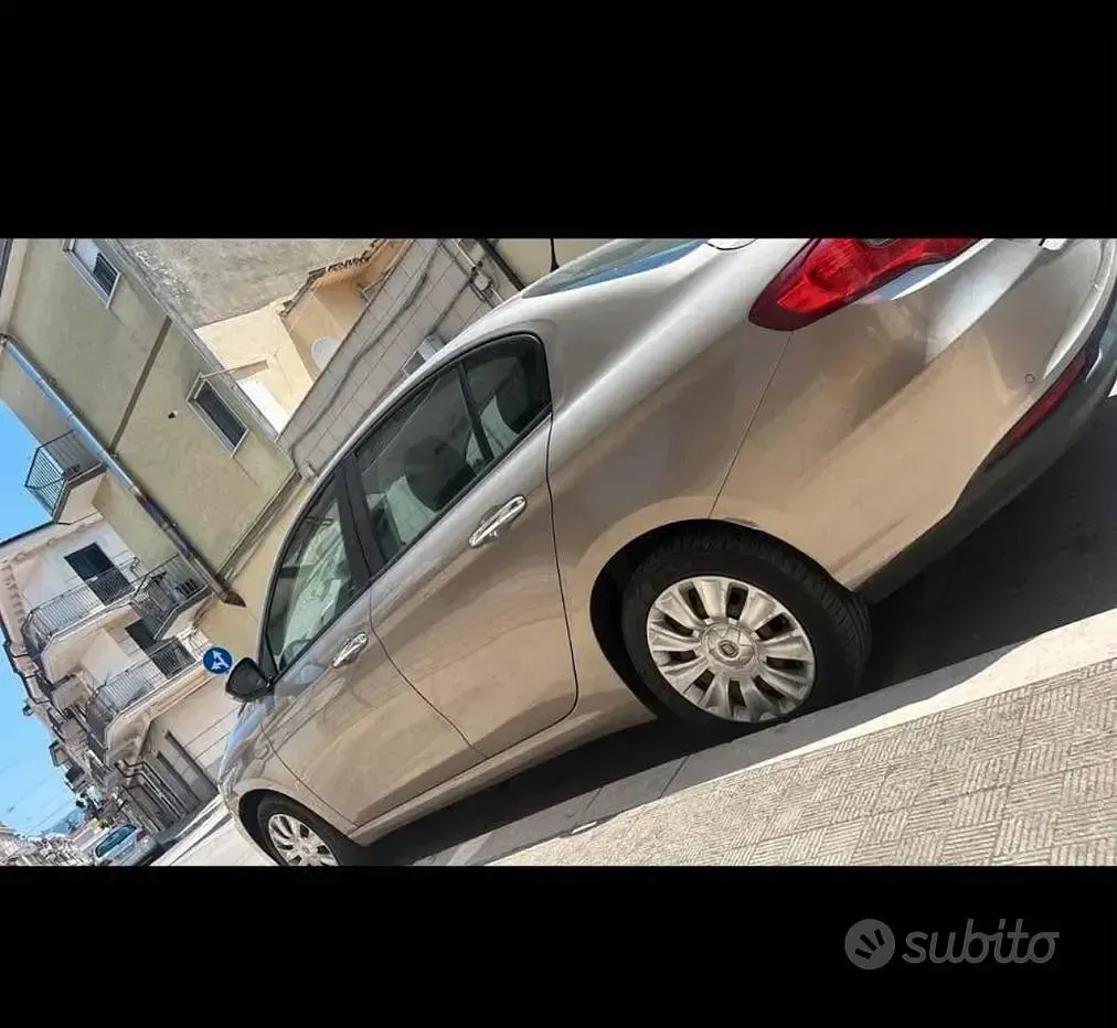 Usata Fiat Tipo 95 CV (69 kW) 2018 Giallo Berlina