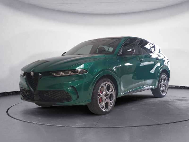 Usata Alfa Romeo Tonale 160 CV (117 kW) 2024 Verde montreal con tetto nero SUV