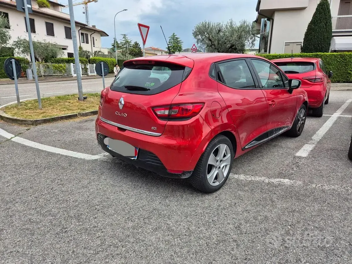 Usata Renault Clio IV 75 CV (55 kW) 2013 Rosso Berlina