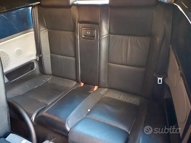 Usata VW New Beetle 2005 Blu Utilitaria