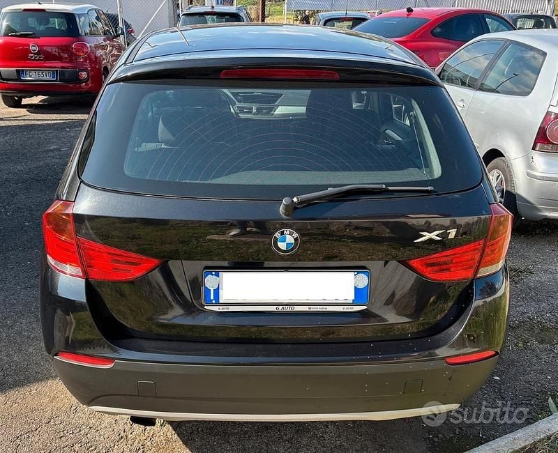 Usata BMW X1 142 CV (104 kW) 2010 Nero SUV