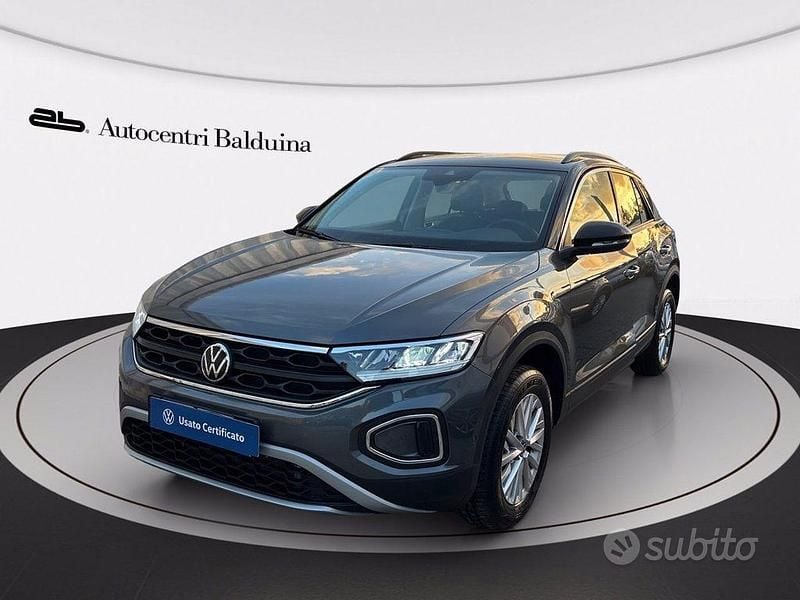 Usata VW T-Roc Life 150 CV (110 kW) 2024 Grigio SUV
