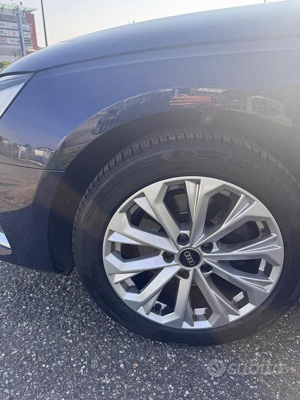 Usata Audi A4 Advanced 163 CV (119 kW) 2022 Blu Berlina