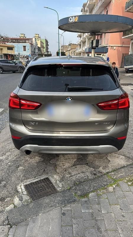 Usata BMW X1 116 CV (85 kW) 2018 Grigio SUV