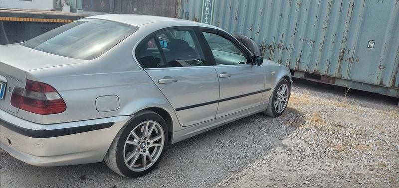 Usata BMW 330 184 CV (135 kW) 2002 Grigio Berlina