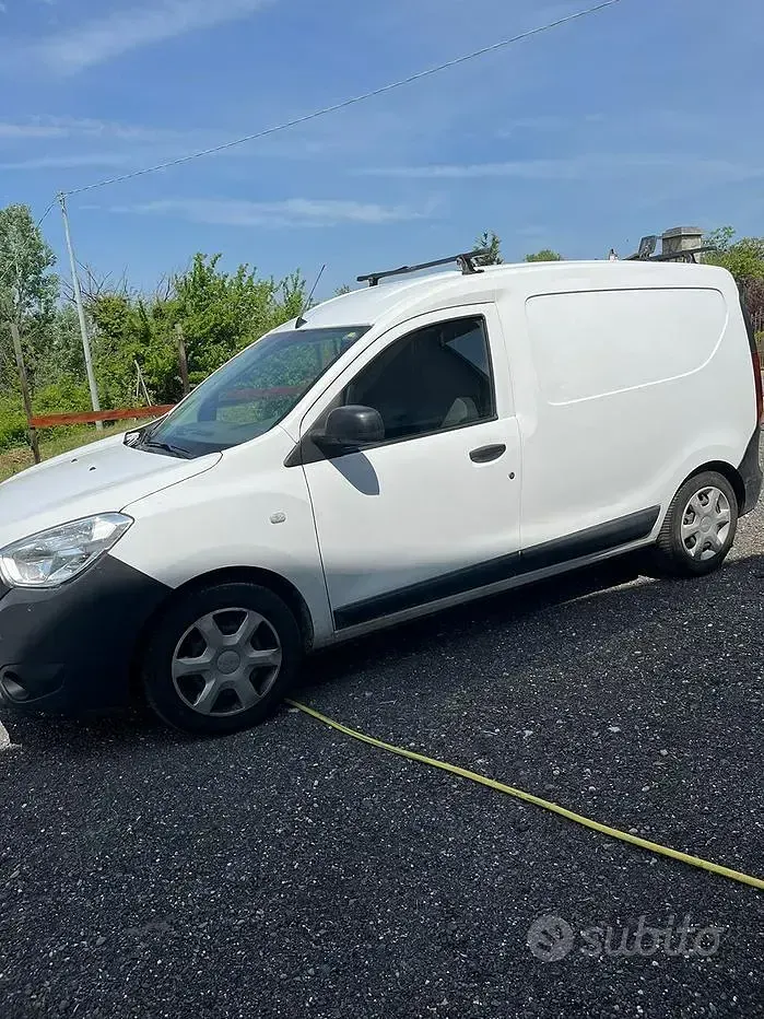 Usata Dacia Dokker 82 CV (60 kW) 2022 Bianco