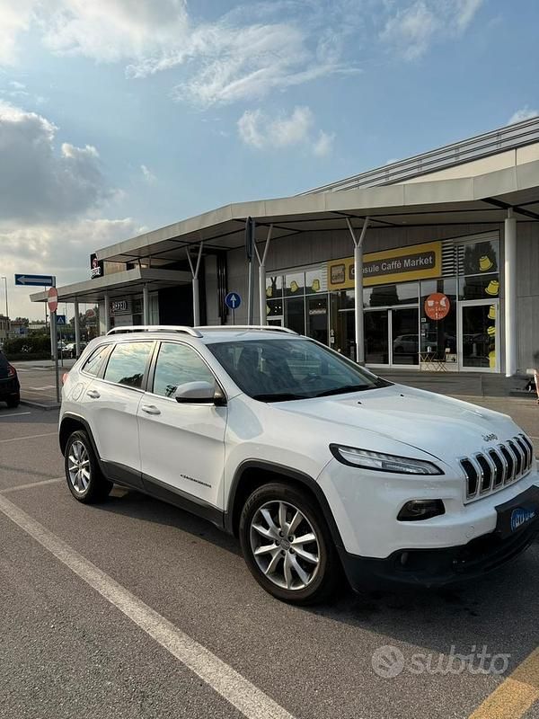 Usata Jeep Cherokee 2015 Bianco SUV