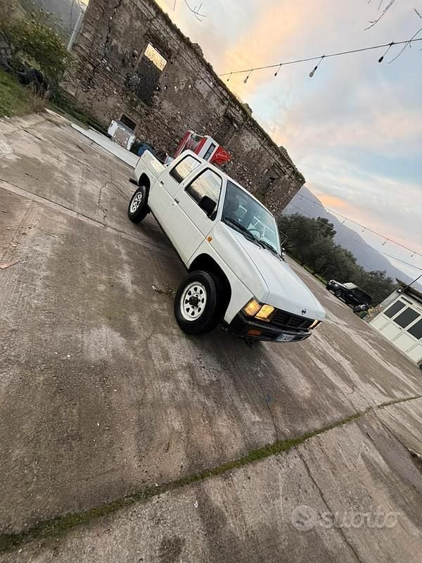 Usata Nissan King 1993 Bianco Pick-up