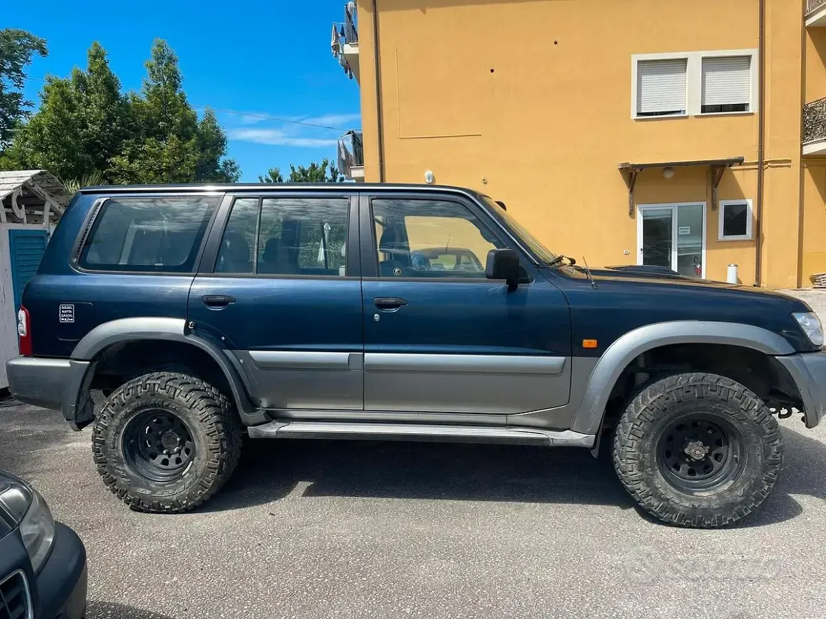 Usata Nissan Patrol 158 CV (116 kW) 2003 Blu SUV