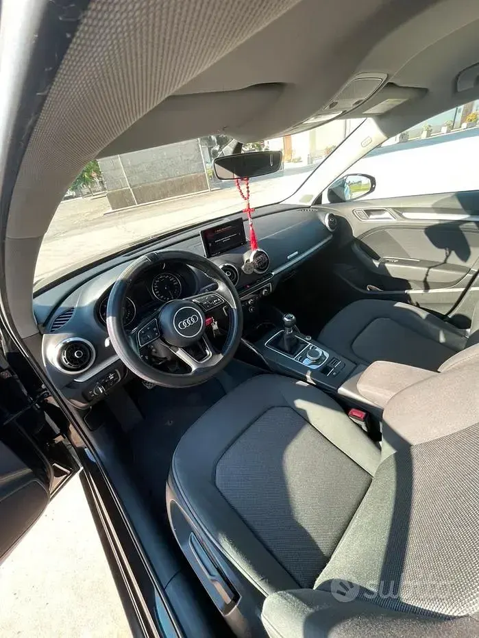 Usata Audi A3 110 CV (80 kW) 2016 Nero Monovolume