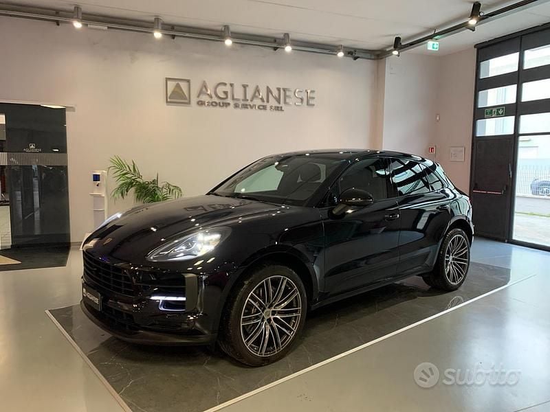 Nero Usata 2020 Porsche Macan SUV | 52.000 € (Ottimo prezzo) - Immagine 1/4