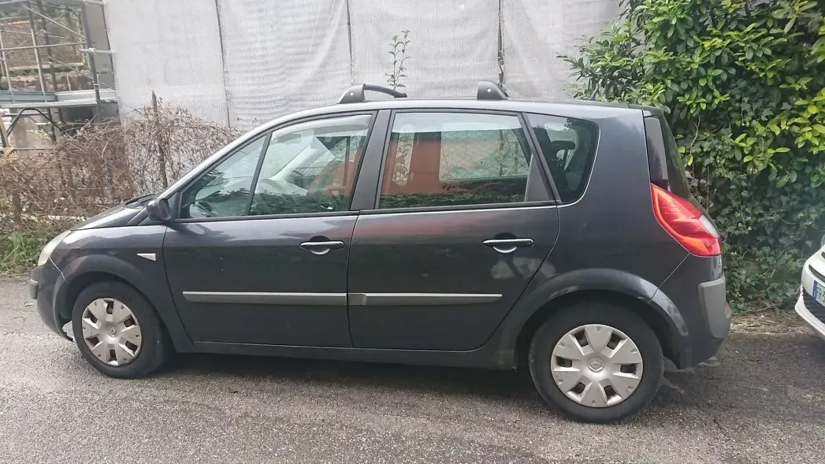 Usata Renault Scenic E-Tech Authentique 106 CV (77 kW) 2006 Monovolume