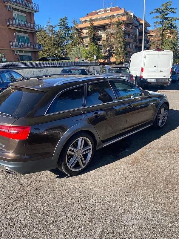 Usata Audi A6 Business Plus 245 CV (180 kW) 2012 Marrone Station wagon