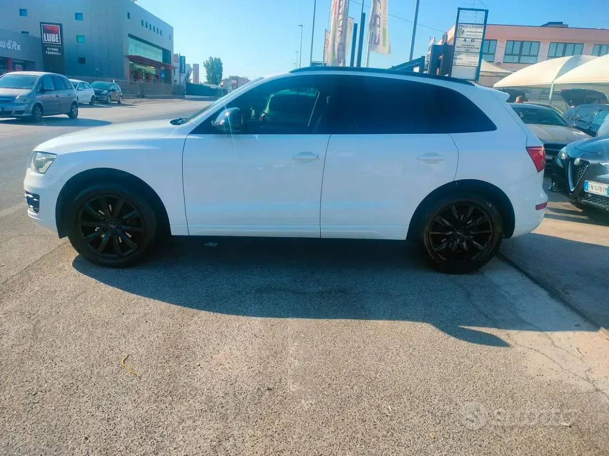 Usata Audi Q5 Advanced Plus 177 CV (130 kW) 2013 Bianco SUV